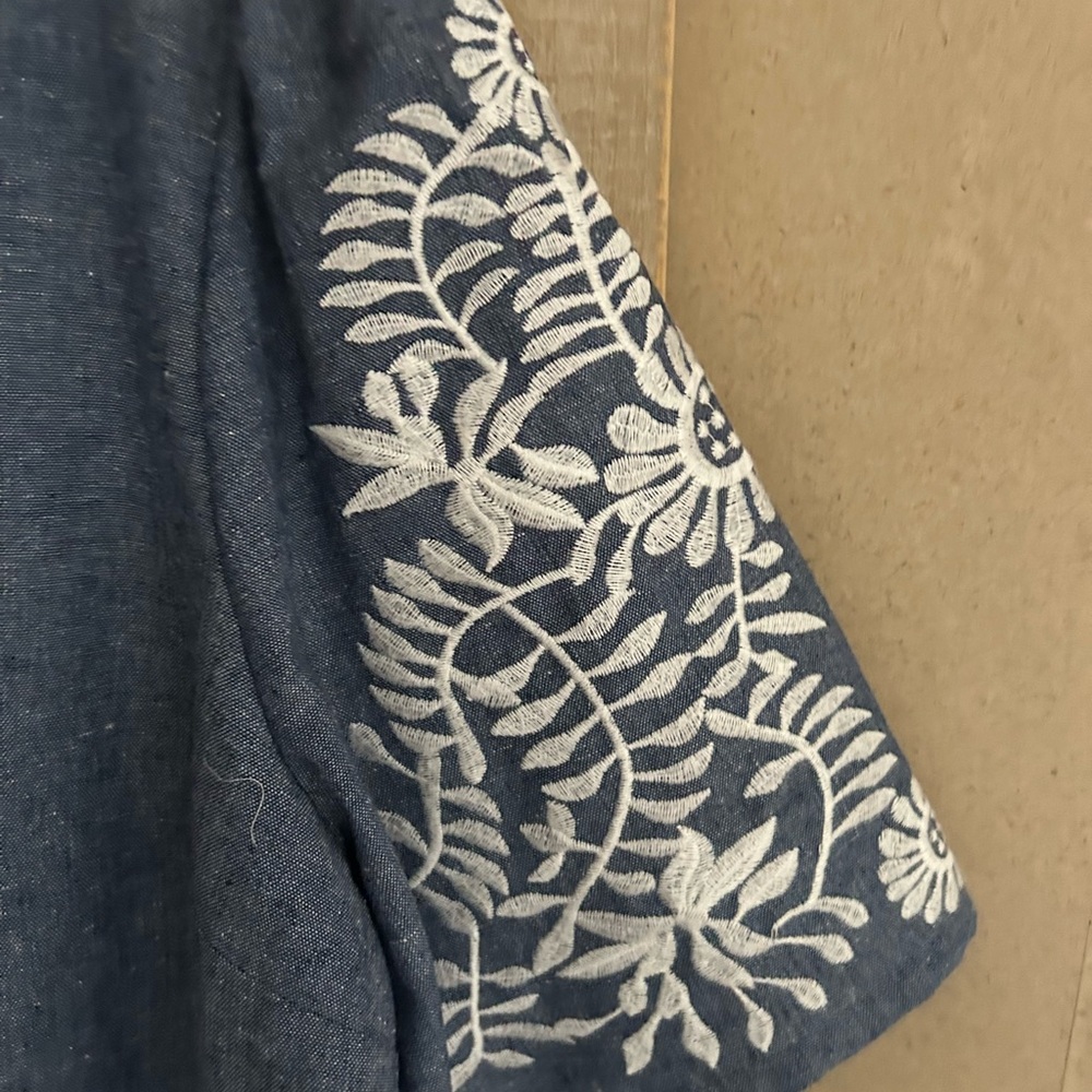 Navy Embroidered Ruffle V-Neck Top - Picture 3 of 4